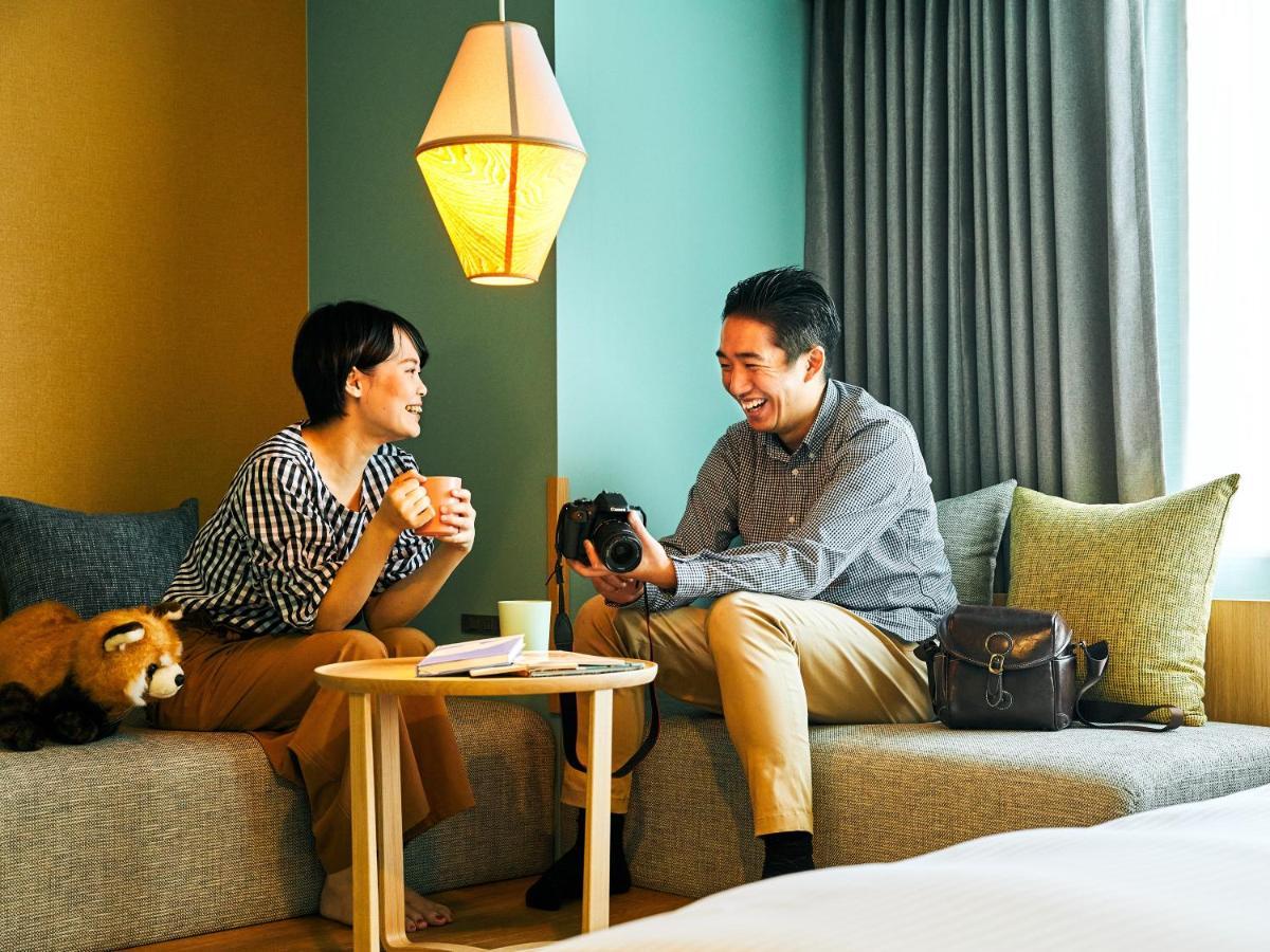 Omo7 Asahikawa By Hoshino Resorts Extérieur photo A couple at a hotel