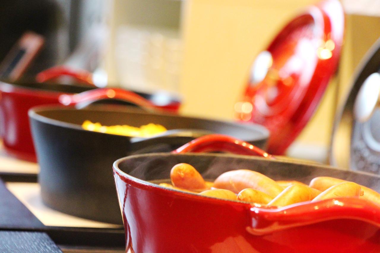 Omo7 Asahikawa By Hoshino Resorts Extérieur photo A Le Creuset cast iron casserole